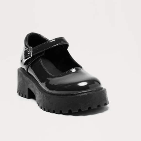 Fashion Nova Black Patent Mary Jane Platform Shoes⚫
