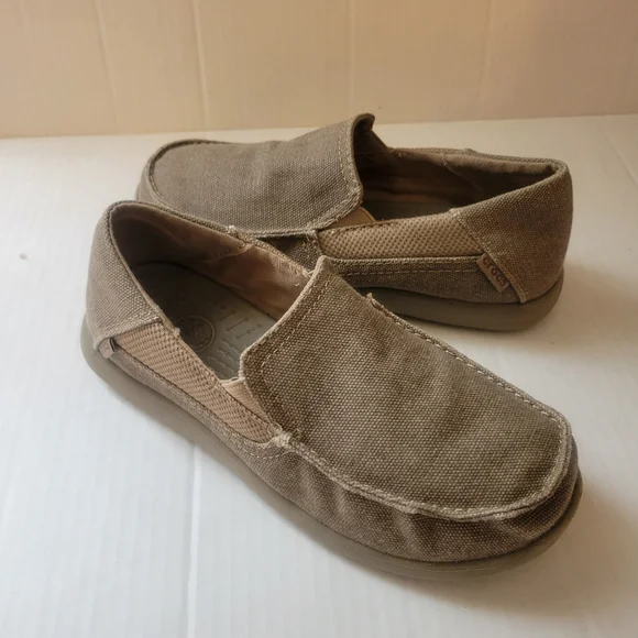 Crocs Kids Santa Cruz Slip-On Loafer Shoes‎ Size 3 Brown