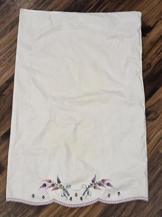 Vtg Hand Embroidered Pillowcase Floral Basket Lavender Scalloped Crochet