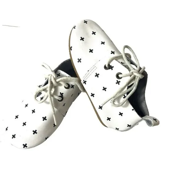 Piper Finn Little Kids Infants 7 Soft Leather White Cross Print Moccasin Lace Up