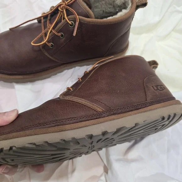 UGG Neumel Waterproof‎ Stout Brown Leather Boots Men's Size 11 US S/N 1095350