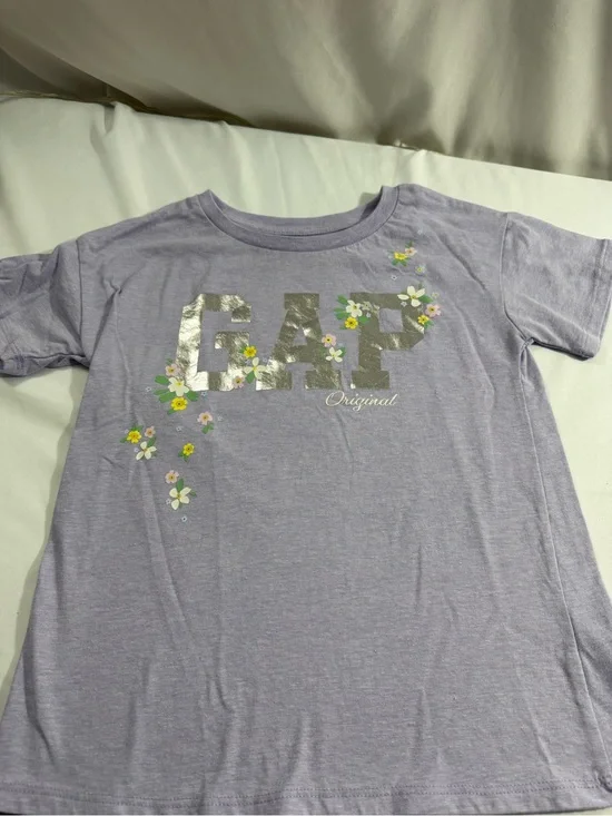 GAP Lavender Tee with Silver Logo and Floral Accent