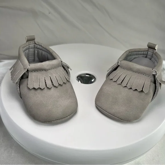 Carters Unisex Baby Mocassins (0-3) months “just‎ one you” Gray Newborn Shoes