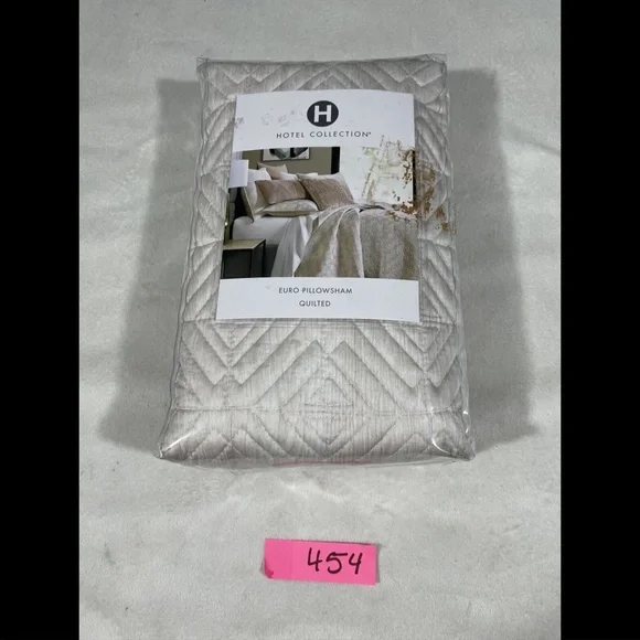 NIB Hotel Collection Woodrose Quilted (1 ) Euro European Pillow Sham‎ #454