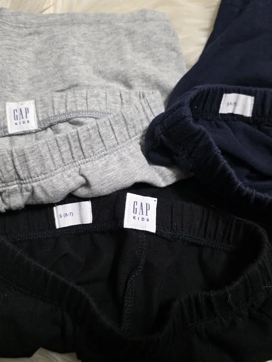 GAP Kids 3-Pack Elastic-Waist Shorts in Gray, Black & Navy