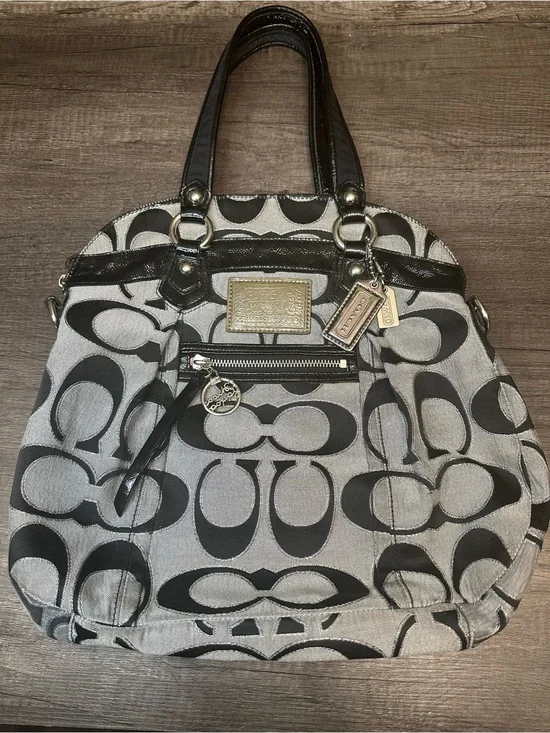 Coach Poppy Signature Glam Tote
