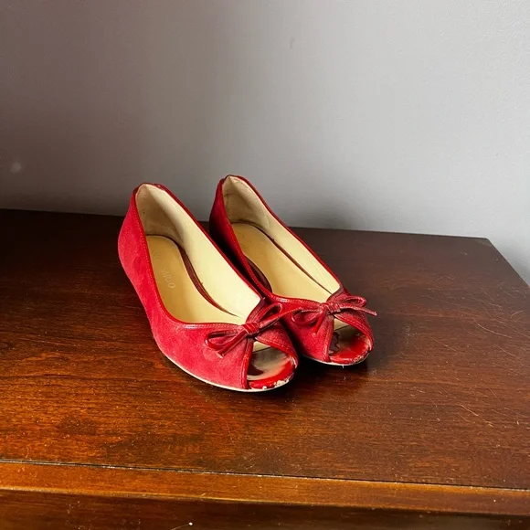 Franco Sarto‎ Women's Red Peep Toe Flats size 7