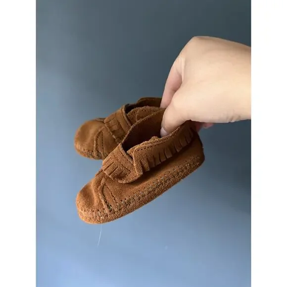 Minnetonka Front Strap‎ Booties