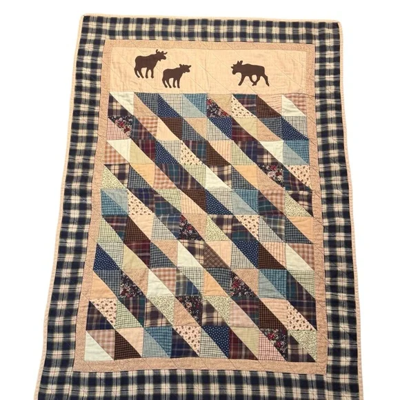Vintage Handmade Quilt Christmas Moose Patchwork Appliqué Country 42” X 58” Farm
