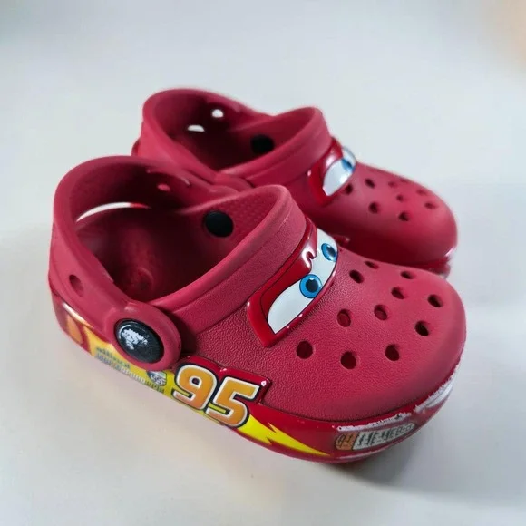 Crocs Lightning McQueen Red Disney and Pixar Cars Kids Clog Size C6 *No Lights.