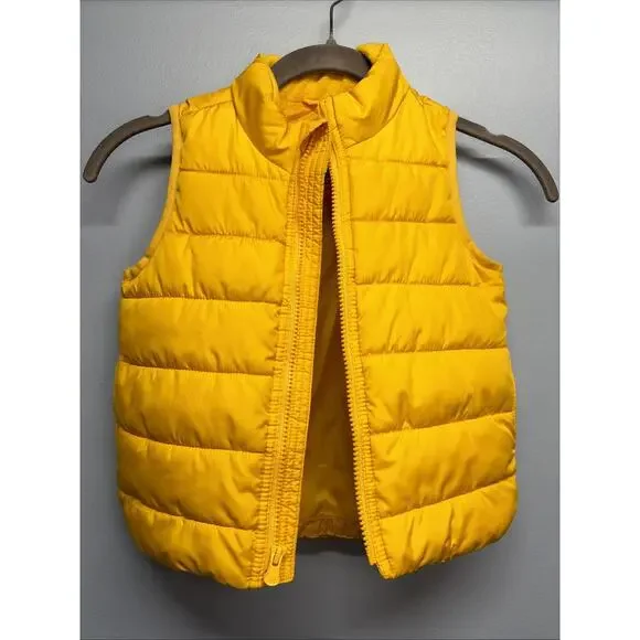 GAP Kids Puffer Vest Yellow Mustard Lightweight Quilted Zip Sleeveless Winter 2T