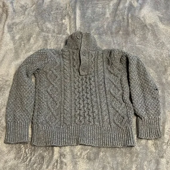 Gap kids gray sweater. XS