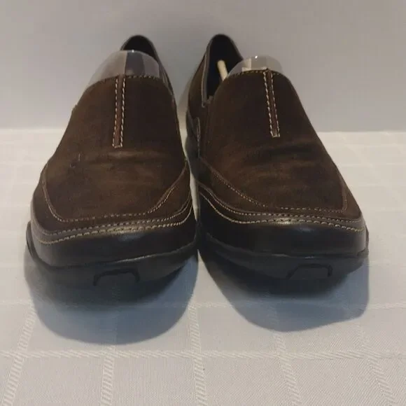 NIB Array Hickory Brown Slip-On Shoes! CONSIGNMENT!