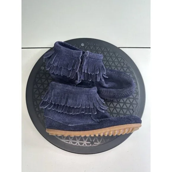 Minnetonka Moccasins Navy 2299T Size 12