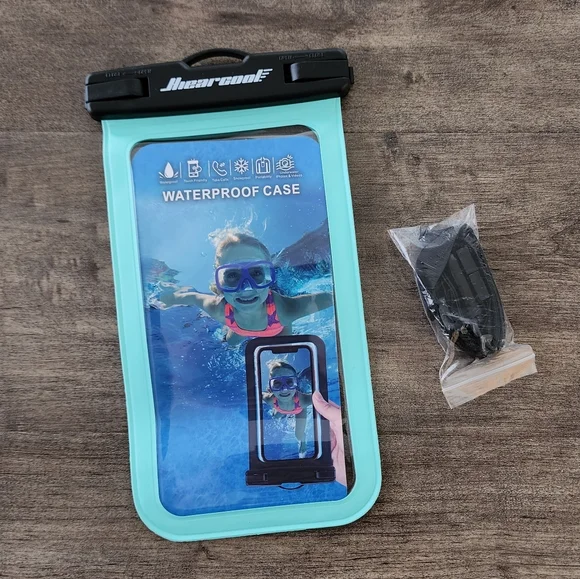 Hiearcool Waterproof Phone Pouch NWT