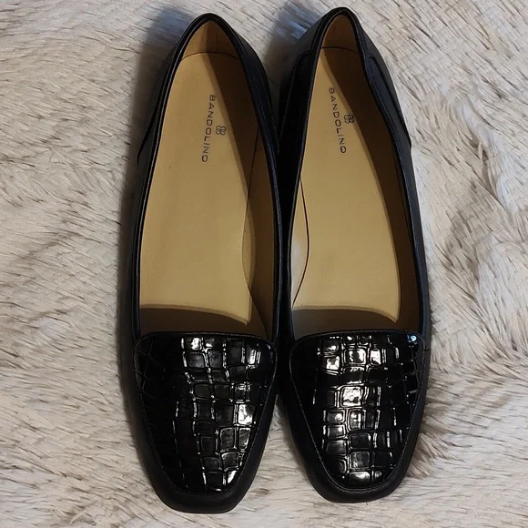 Bandolino Liberty Leather Loafers Black Embossed Patent Croc Square Toe Size 9.5