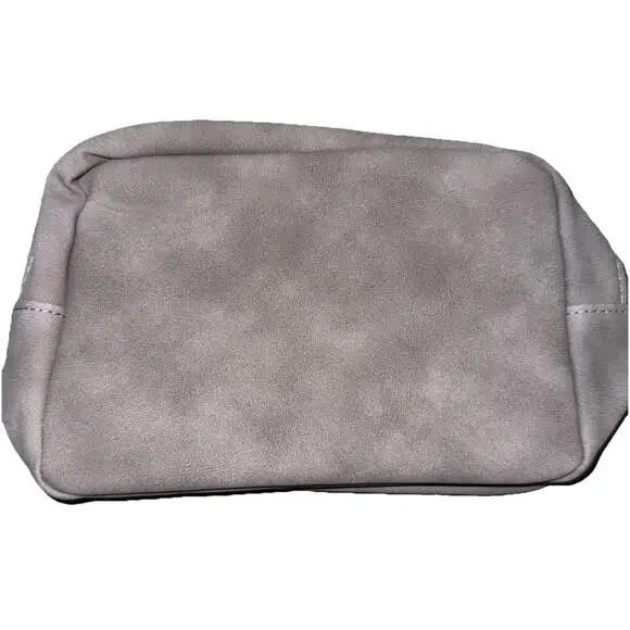 NWT Faux Suede Zip Tech Case With Inside Mesh Pockets And Heavily Padded Sides