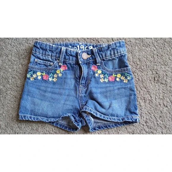 Baby Gap 1969 Toddler Girl Shorts Size 2 Years Embroidered Flowers