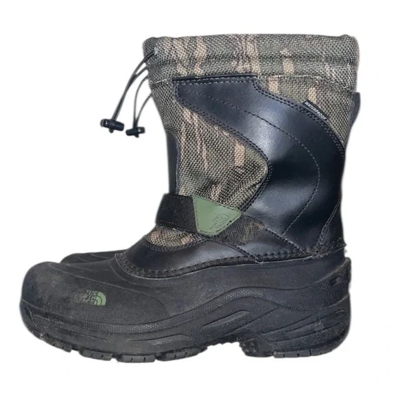 The North Face Black and Green Camouflage Boots, size 5