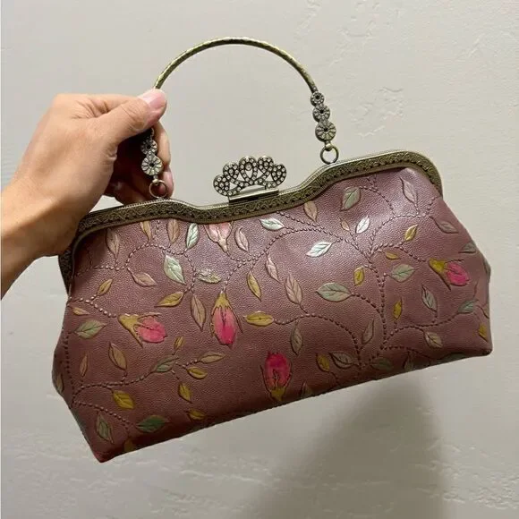 Handmade Vintage Style Genuine Embossed Cowhide Crown Shade Closure Satchel