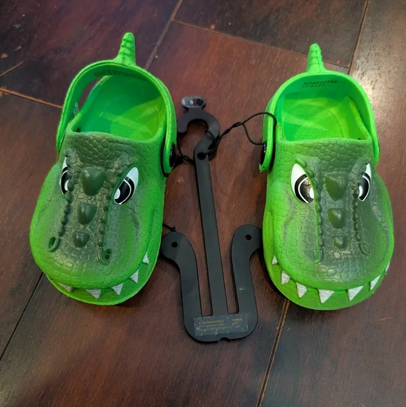 New 5 Toddler Gator/Crocodile Clogs