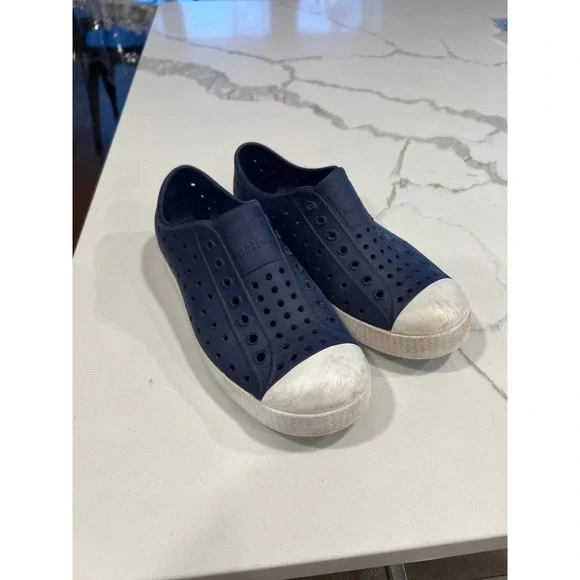 Native blue boys size 2