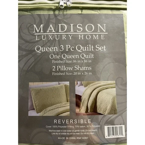 NWT - Madison Luxury Home 3-pc Reversible Queen Size Quilt Set Sage Green