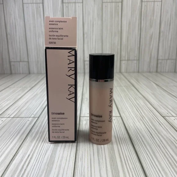 Mary‎ Kay Timewise EVEN COMPLEXION ESSENCE NEW