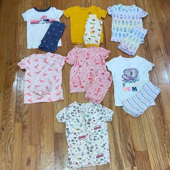 12 pcs GAP / OLD NAVY Kids 100% cotton Pajamas , short sleeve w shorts Unisex