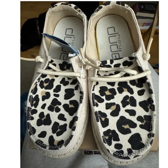 Hey Dude Wendy Youth Funk Leo Safari Leopard Print Shoes US Y1 L2 EU 33 NEW