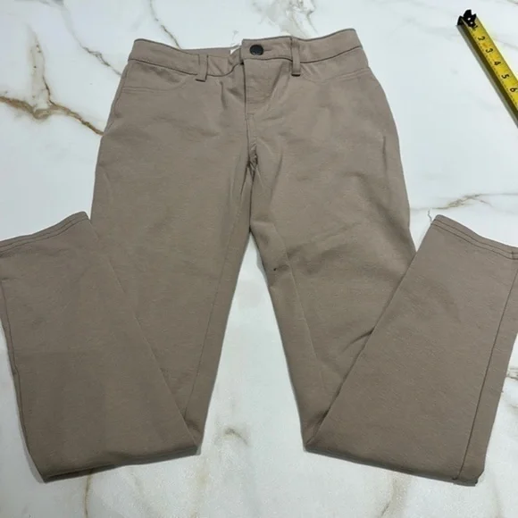 Gap uniform pants 10