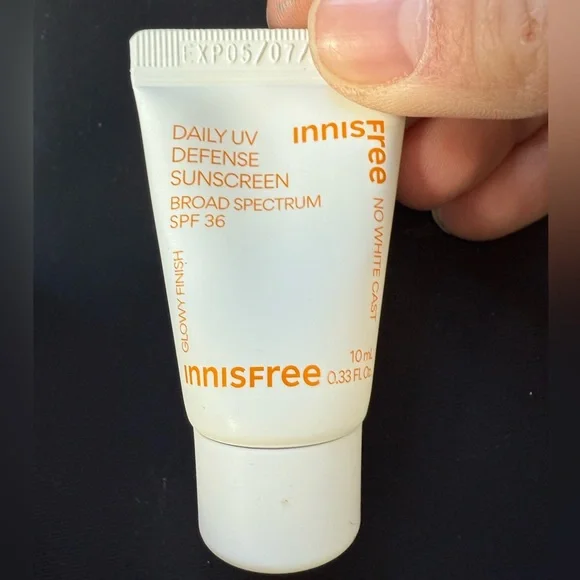 💙 4/$20 Innisfree, Daily UV Defense Invisible Broad Spectrum SPF 36 Sunscreen