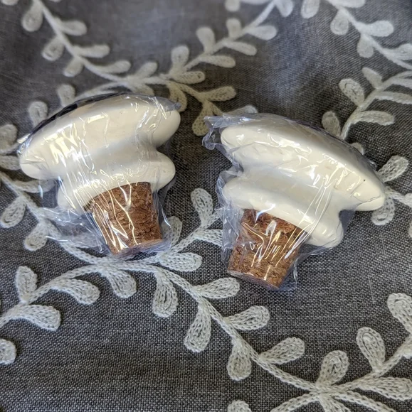 Clever Bottle Stoppers Set New