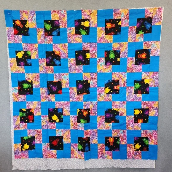 Unfinished Quilt Top Cats Kitties Colorful Lap or‎ Baby 39x39 Includes Backing