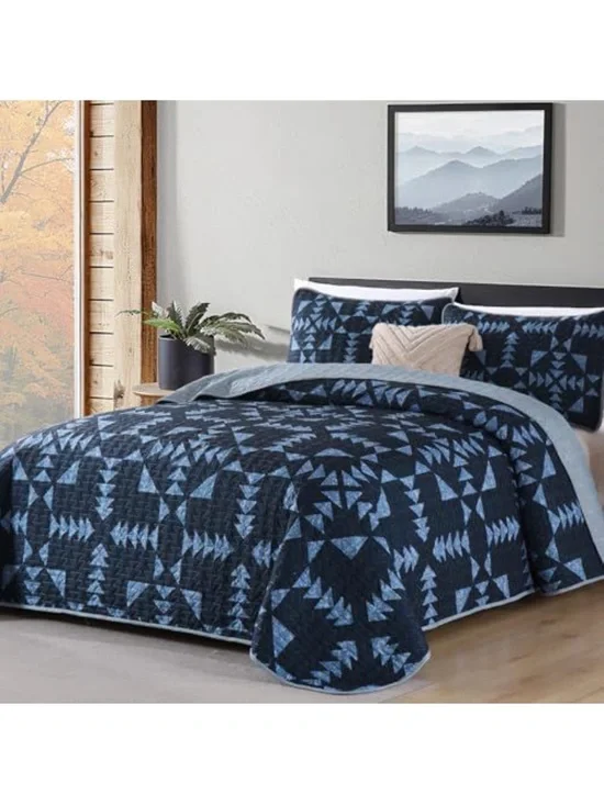 Blue Queen Quilt - Arrowhead