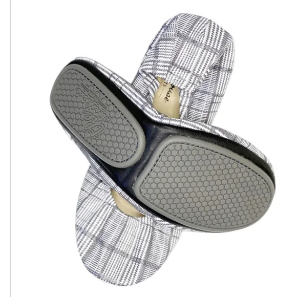 The Storehouse Flats Truly Plaid Size 8 Leather NWOT