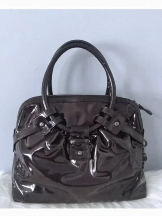 Salvatore Ferragamo vintage patent leather barrel lock satchel 90s Y2K EUC