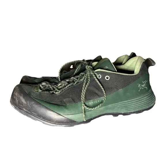 Arcteryx Konseal FL 2 Hiking‎ Shoes Men's Sz 9 Green Vibram Megagrip Sole