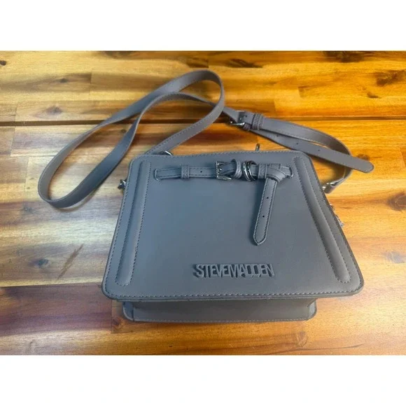 Steve Madden Gray Crossbody Purse Satchel Shoulder Bag Silver Hardware Veg