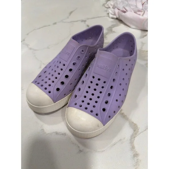 Native Shoes Jefferson slip-on purple girl 13
