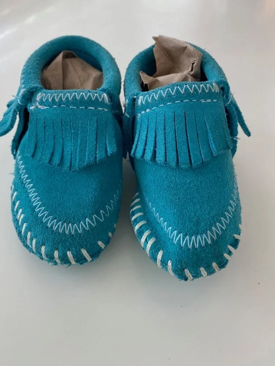 Minnetonka Infant Riley Booties, size 1