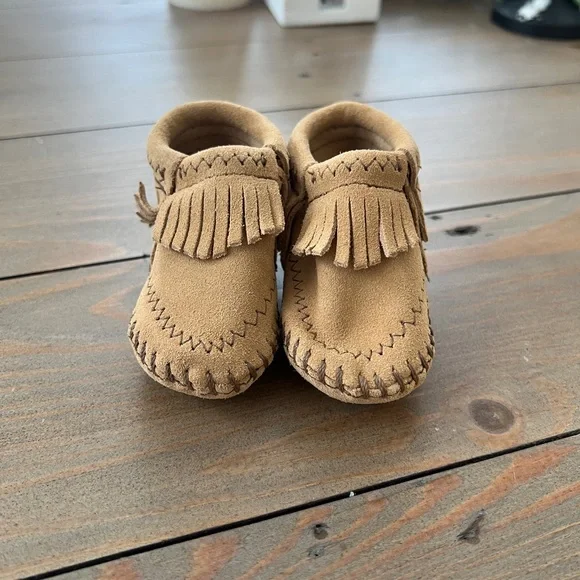 Minnetonka Baby Moccasins