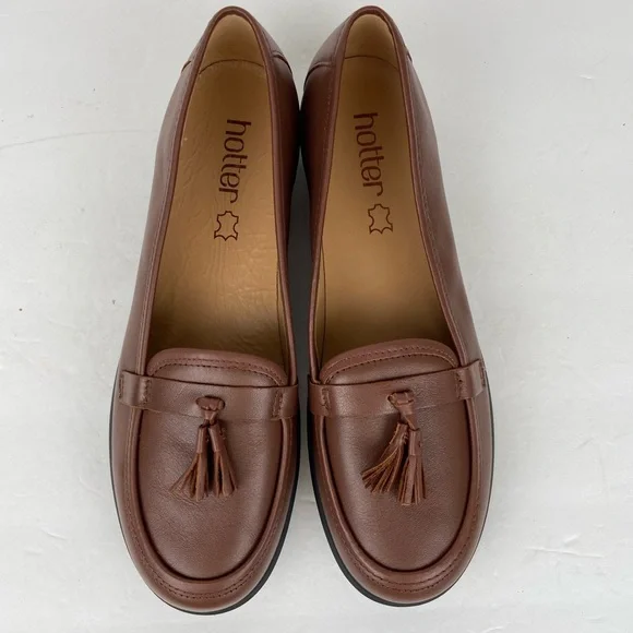 Hotter Alice Women's Tassel Loafers Size 8 Color Brown Leather Preppy‎ Career