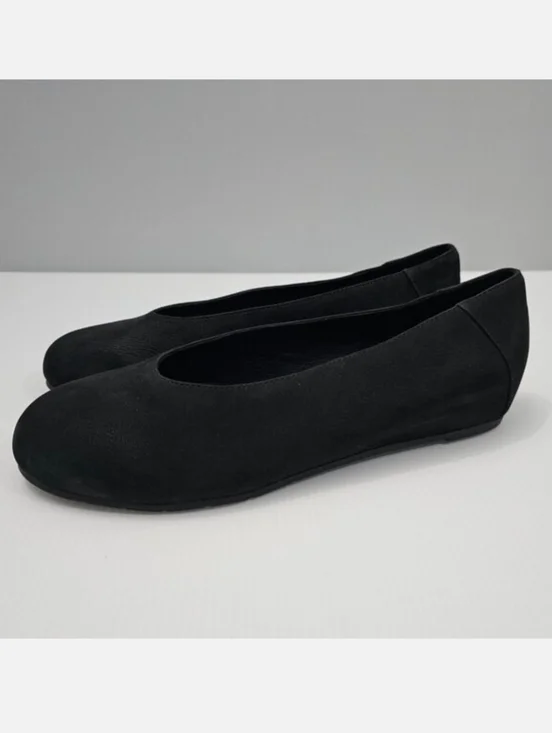 Eileen Fisher Una 2 Flat Womens 8 Black Leather Slip On Hidden Wedge Comfort