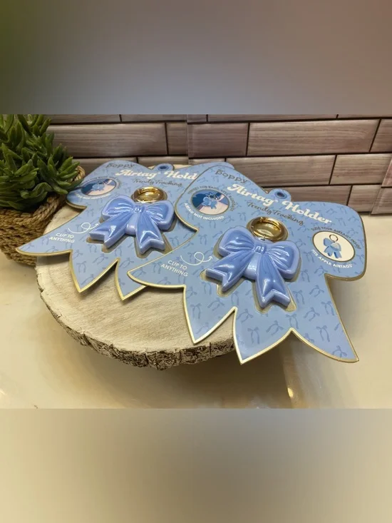XO Poppy 🎀 (2)Bow AirTag Holder Baby Blue Clip Keychain Apple AirTag New