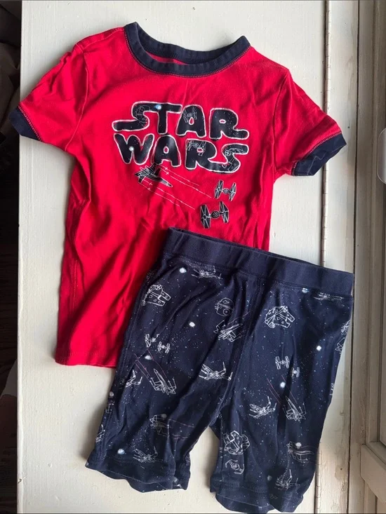 GAP Red and Navy Star Wars Two-Piece Pajama Set