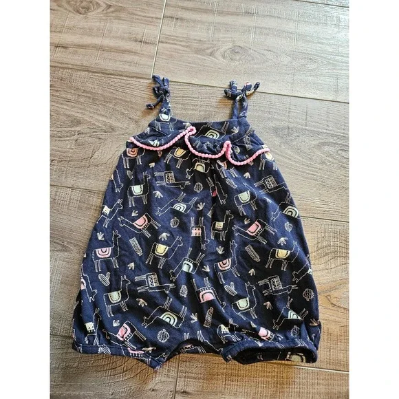 Baby gap romper 3-6‎ mos