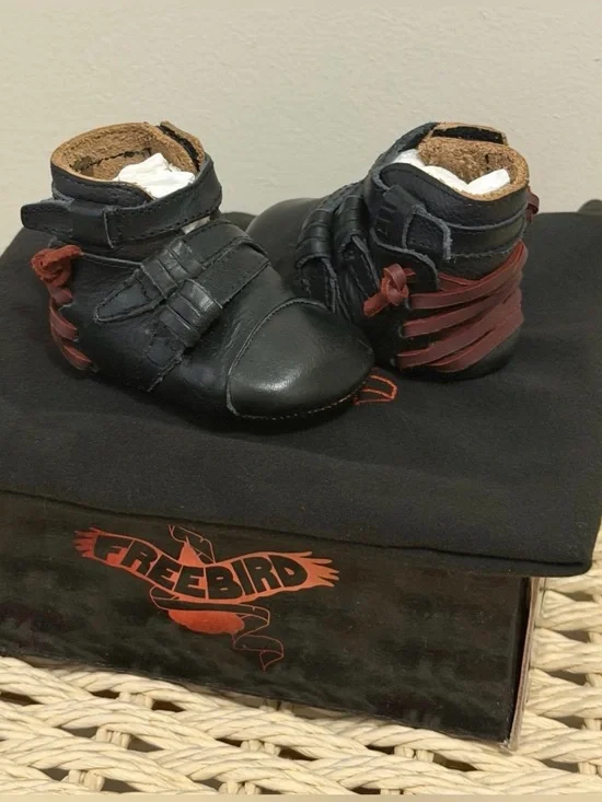 Baby Freebird “Baby Crue” Black Multi size 0-3 months BNIB