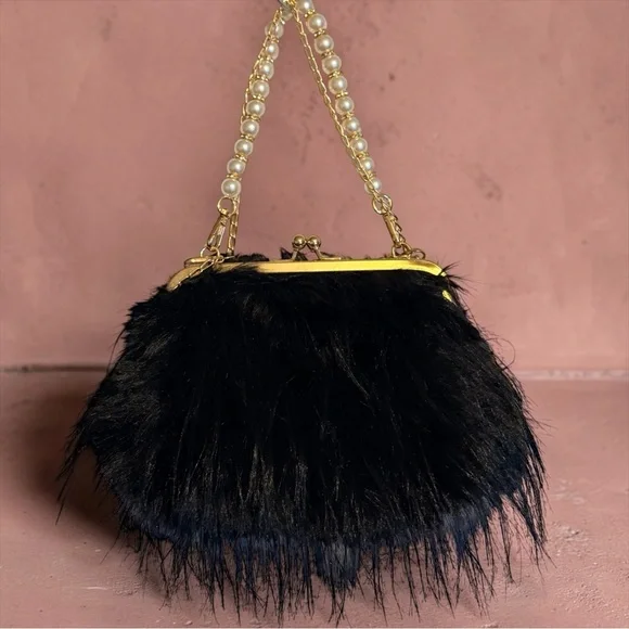 Vintage Style Faux Fur Pearl Handle Elegant Evening Bag Gold Kiss Lock Clutch