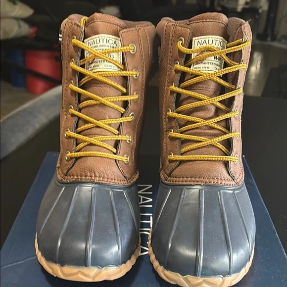 Nautica Two-Tone Duck Boots